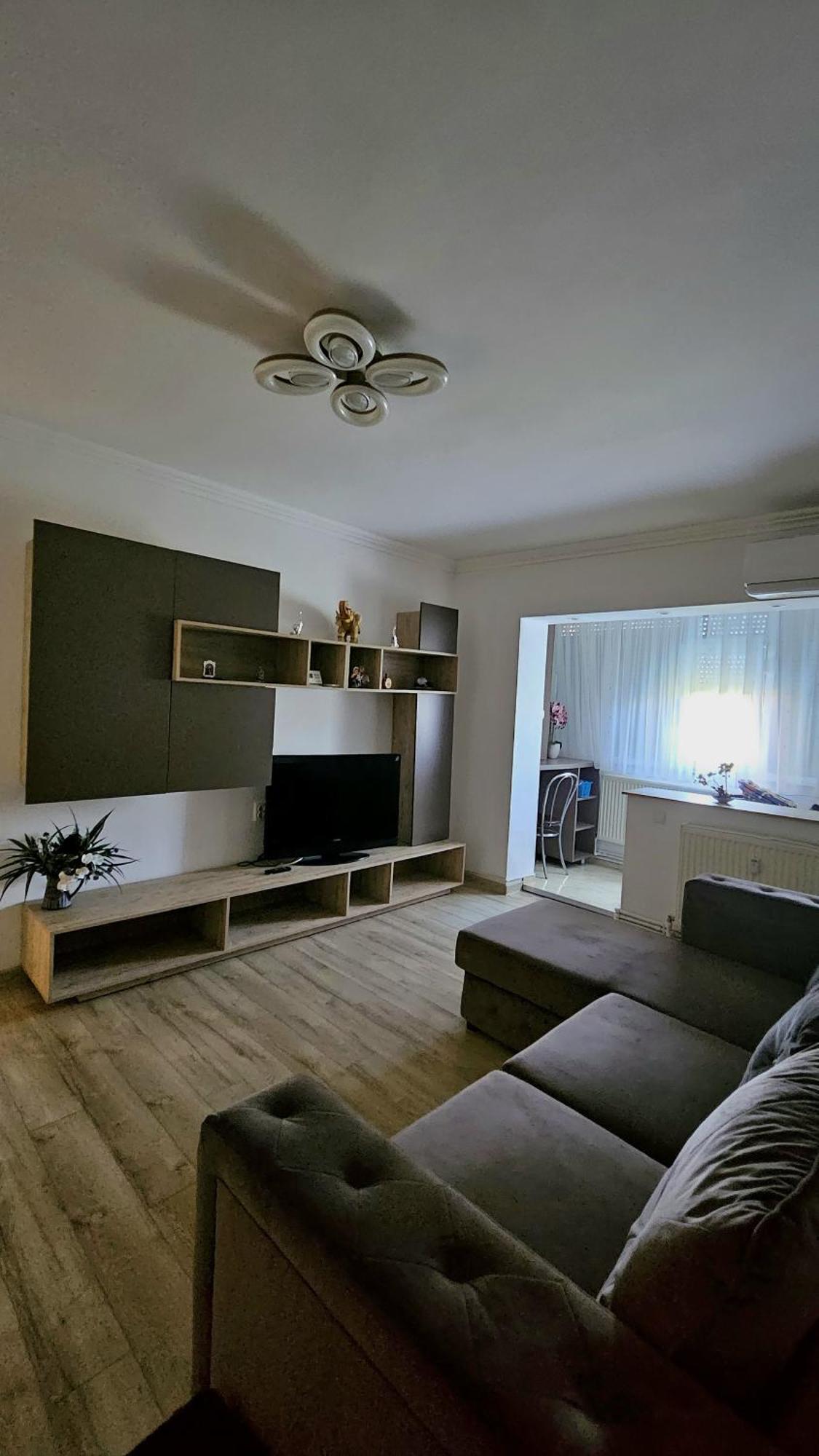 Rose Residence Buzău Esterno foto